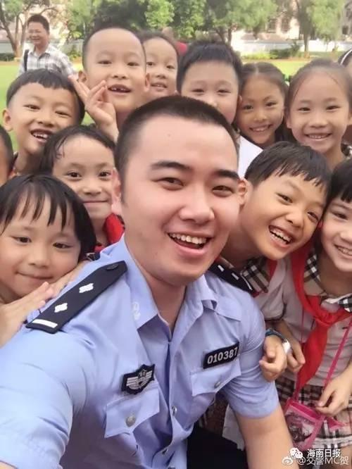 爆料的海南小哥视频大全,趣味生活瞬间,笑出腹肌! 第2张 爆料的海南小哥视频大全,趣味生活瞬间,笑出腹肌! 第2张